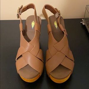 Volatile Wedges Size 8